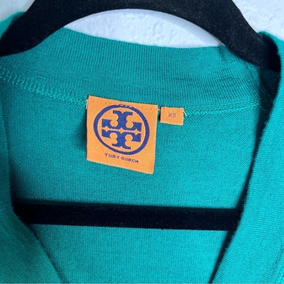 Tory Burch Sweater Women XS Sweater Kelly Green Wool Button Up V Neck B3 - Picture 2 of 8